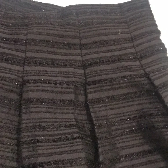 Brand new Talbots Black Textured Striped Pleated Skirt Midi